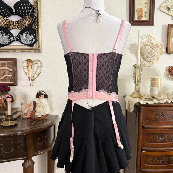 y2k coquette girly grunge pink and black lace corset bustier top - Picture 4 of 6